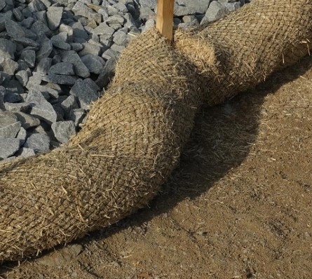 6 Straw Wattle Image 1